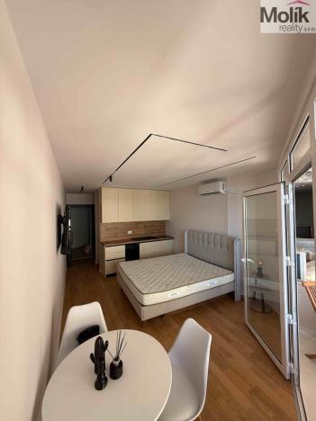 Prodej bytu 1+kk, Drač, 35 m2