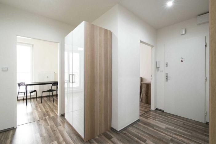 Pronájem bytu 1+1, Praha - Vokovice, Kladenská, 36 m2