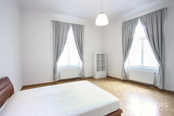 Pronájem bytu 3+kk, Praha - Smíchov, Zborovská, 76 m2