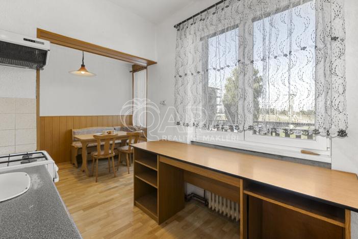 Prodej bytu 4+kk, Úhřetice, 75 m2