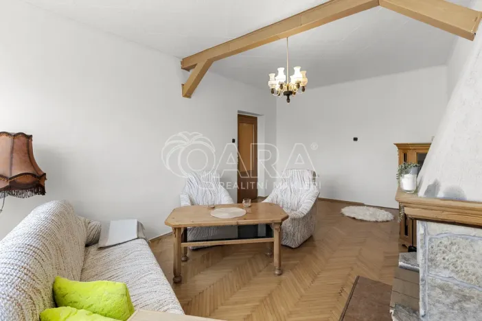 Prodej bytu 4+kk, Úhřetice, 75 m2