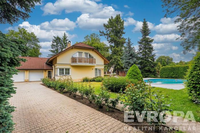 Prodej rodinného domu, Nymburk, Pístecká, 350 m2