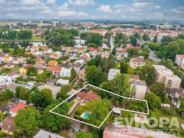 Prodej rodinného domu, Nymburk, Pístecká, 350 m2
