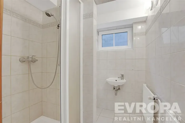 Prodej rodinného domu, Nymburk, Pístecká, 350 m2