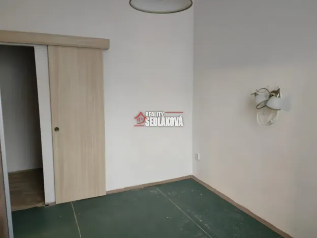 Pronájem bytu 2+1, Děčín - Děčín IV-Podmokly, Divišova, 57 m2