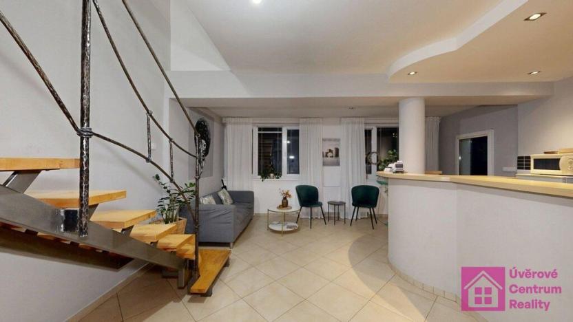 Pronájem obchodního prostoru, Břeclav, Smetanovo nábřeží, 78 m2