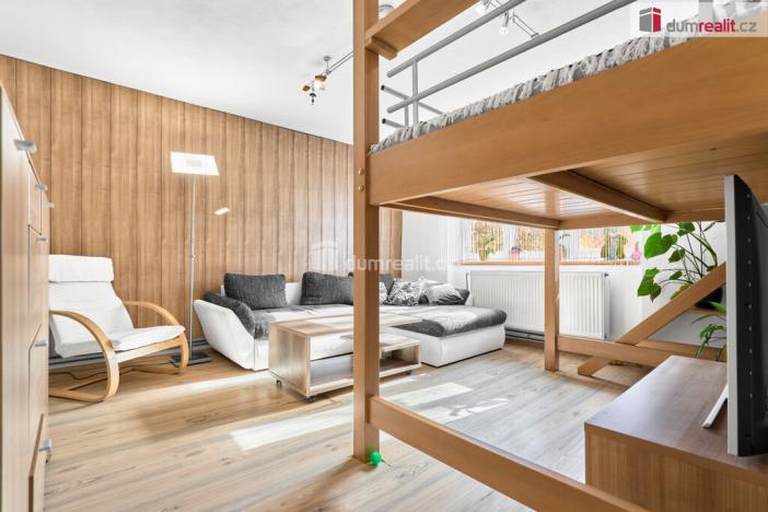 Prodej bytu 2+1, Lubenec, Karlovarská, 67 m2