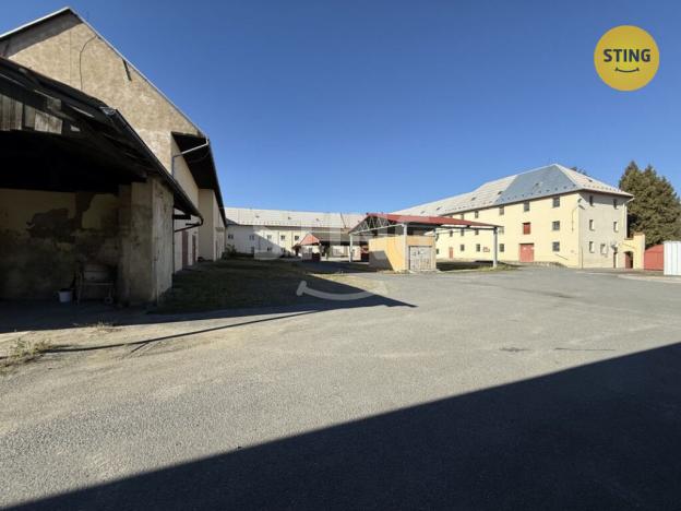 Prodej výrobních prostor, Suchdol nad Odrou, Komenského, 2251 m2