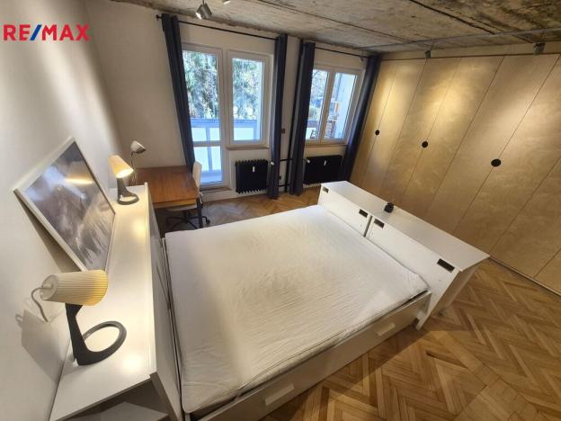 Pronájem bytu 2+kk, Praha - Záběhlice, Hlavní, 73 m2