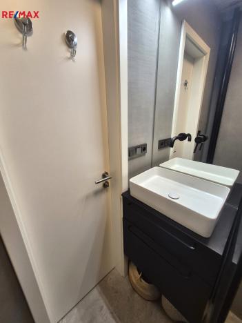 Pronájem bytu 2+kk, Praha - Záběhlice, Hlavní, 73 m2