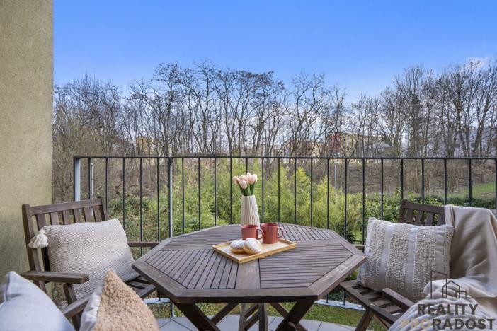 Pronájem bytu 2+kk, Praha - Vokovice, K Červenému vrchu, 73 m2