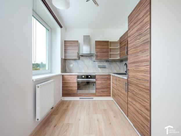 Prodej bytu 2+kk, Pardubice - Nemošice, Nemošická, 60 m2