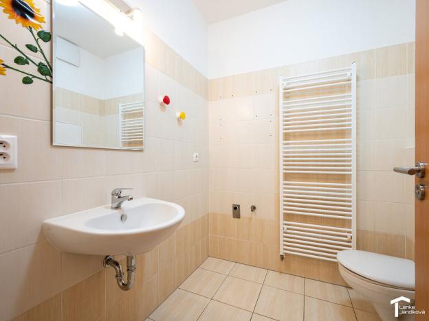 Prodej bytu 2+kk, Pardubice - Nemošice, Nemošická, 60 m2