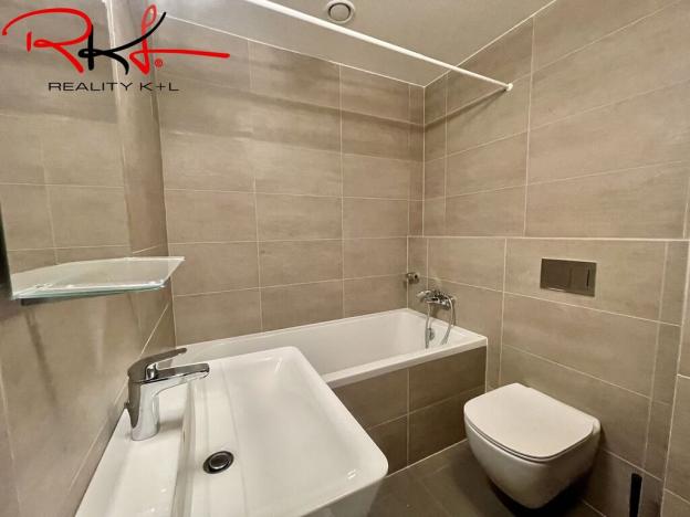 Pronájem bytu 1+kk, Praha - Holešovice, U průhonu, 37 m2