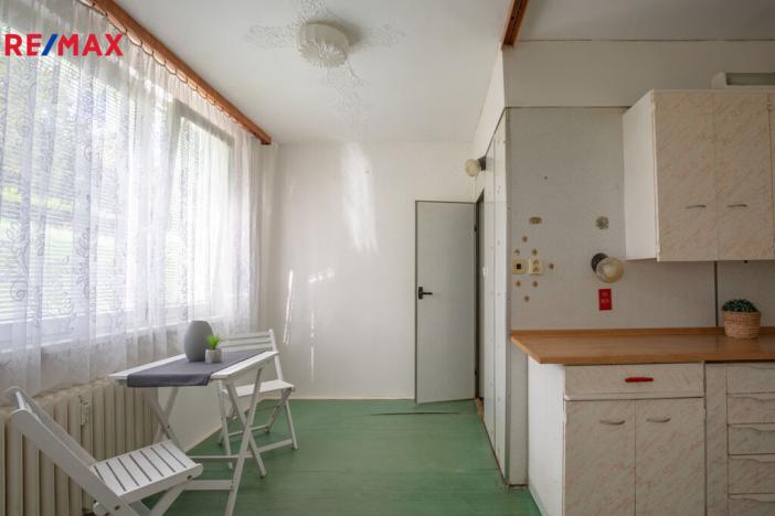 Prodej bytu 2+1, Kadaň, Golovinova, 61 m2