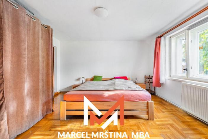 Prodej rodinného domu, Červený Kostelec - Lhota za Červeným Kostelcem, Bratří Čapků, 195 m2