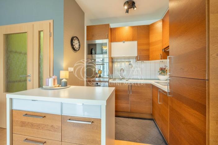 Prodej bytu 3+kk, Praha - Hloubětín, Nepelova, 80 m2