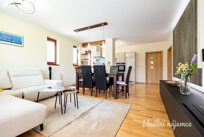 Pronájem bytu 4+kk, Měšice, Nad Babím dolem, 131 m2