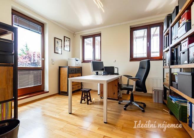 Pronájem bytu 4+kk, Měšice, Nad Babím dolem, 131 m2