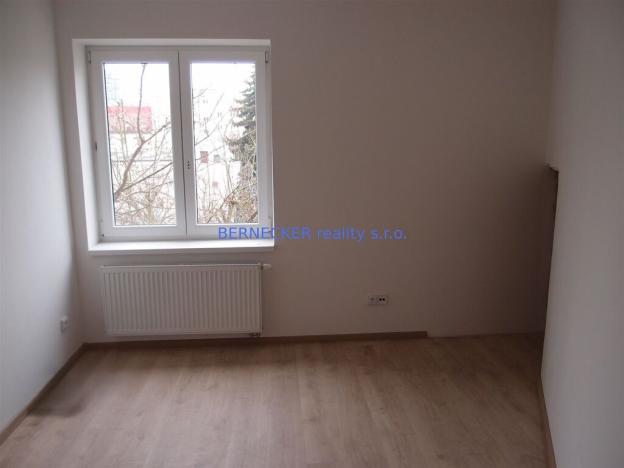 Pronájem bytu 3+kk, Hradec Králové, S. K. Neumanna, 82 m2