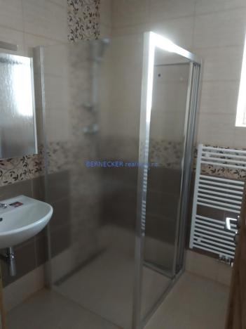 Pronájem bytu 3+kk, Hradec Králové, S. K. Neumanna, 82 m2