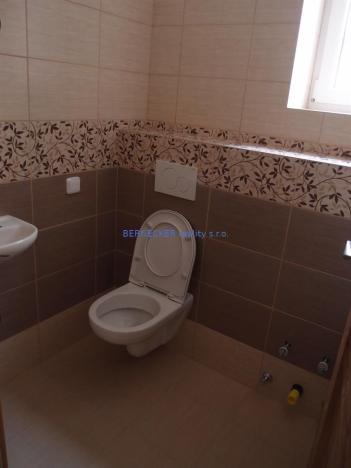 Pronájem bytu 3+kk, Hradec Králové, S. K. Neumanna, 82 m2