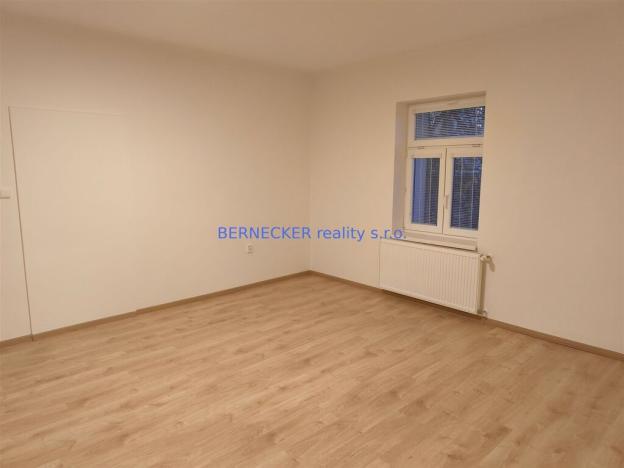 Pronájem bytu 3+kk, Hradec Králové, S. K. Neumanna, 82 m2