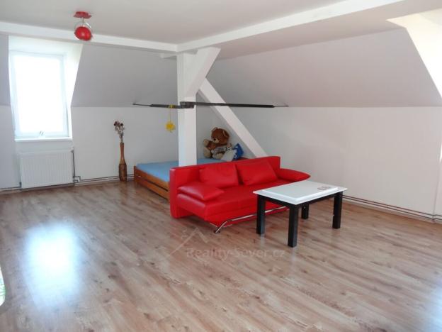 Pronájem bytu 2+kk, Nový Bor, B. Egermanna, 79 m2