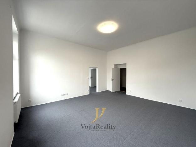 Pronájem bytu 3+1, Olomouc, nám. Národních hrdinů, 107 m2