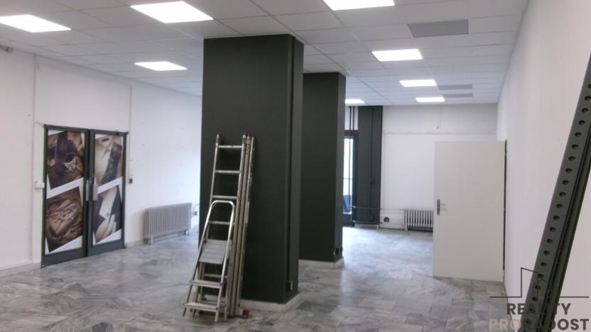 Pronájem skladu, Brno, Hudcova, 200 m2