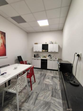 Pronájem skladu, Brno, Hudcova, 200 m2