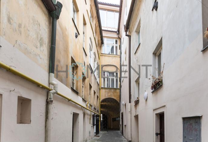 Pronájem bytu 1+1, Praha - Malá Strana, Malostranské náměstí, 31 m2