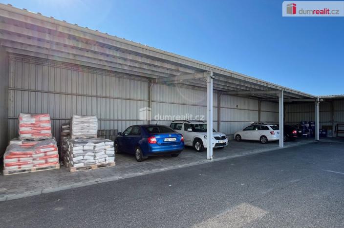 Pronájem obchodního prostoru, Uherské Hradiště - Mařatice, Jaktáře, 342 m2