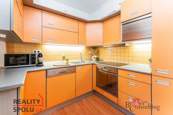 Prodej bytu 3+kk, Pardubice - Zelené Předměstí, K Višňovce, 66 m2