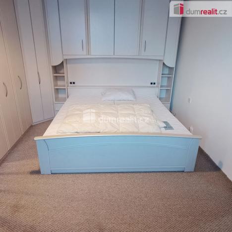 Pronájem bytu 1+1, Děčín - Děčín III-Staré Město, Jezdecká, 36 m2