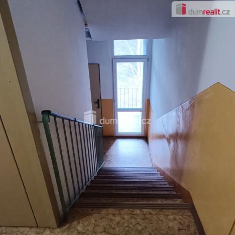 Pronájem bytu 1+1, Děčín - Děčín III-Staré Město, Jezdecká, 36 m2