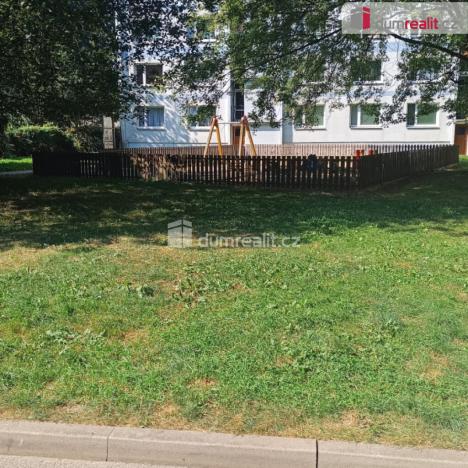 Pronájem bytu 1+1, Děčín - Děčín III-Staré Město, Jezdecká, 36 m2