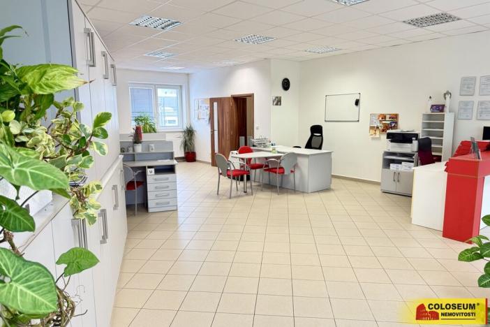 Pronájem kanceláře, Blansko, 78 m2