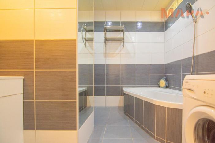 Prodej bytu 2+1, Chomutov, Bezručova, 62 m2
