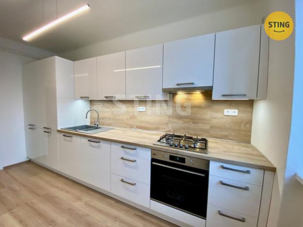 Pronájem bytu 2+1, Ostrava, 17. listopadu, 58 m2