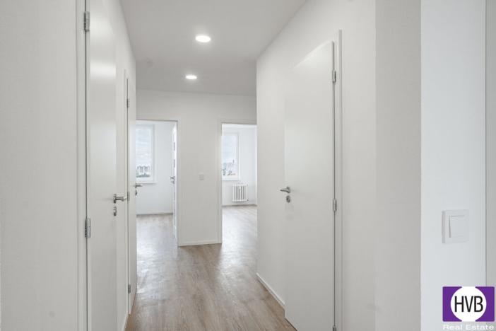 Prodej bytu 4+kk, Praha, Urbánkova, 80 m2