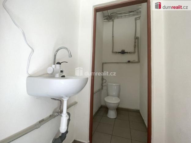 Pronájem výrobních prostor, Dolní Dunajovice, Mlýnská, 200 m2