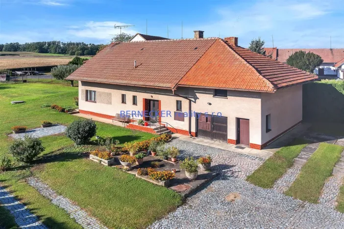 Prodej rodinného domu, Dolní Ředice, Farmářská, 465 m2