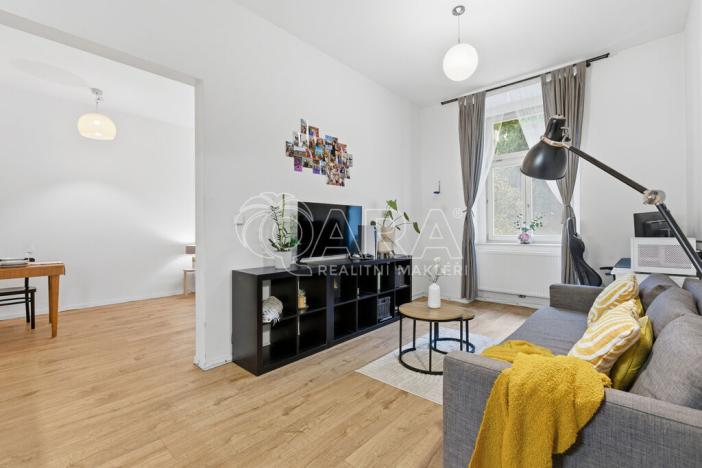 Prodej bytu 2+kk, Praha - Nusle, náměstí Generála Kutlvašra, 46 m2