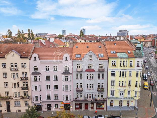 Prodej bytu 2+kk, Praha - Nusle, náměstí Generála Kutlvašra, 46 m2