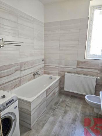 Pronájem bytu 3+1, Praha - Nové Město, V tůních, 80 m2