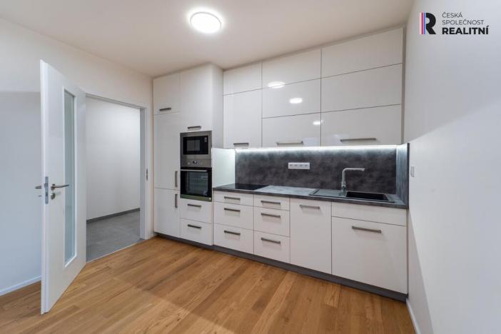 Pronájem bytu 2+kk, Praha - Břevnov, Radimova, 57 m2