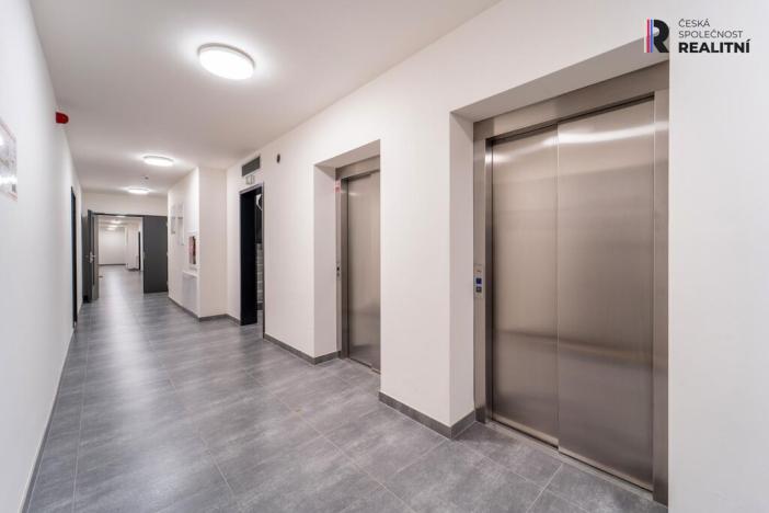 Pronájem bytu 2+kk, Praha - Břevnov, Radimova, 57 m2