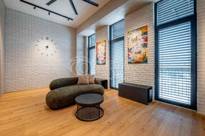 Pronájem bytu 2+kk, Praha - Holešovice, Tusarova, 53 m2