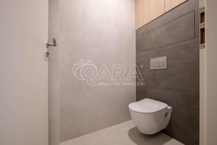 Pronájem bytu 2+kk, Praha - Holešovice, Tusarova, 53 m2